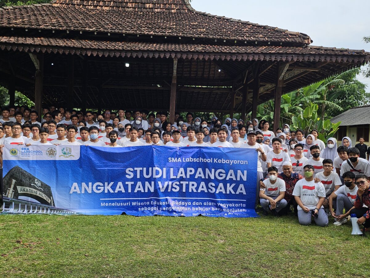 Studi Lapangan Vistrasaka: Kunjungan ke Akmil dan TPS Brama Muda